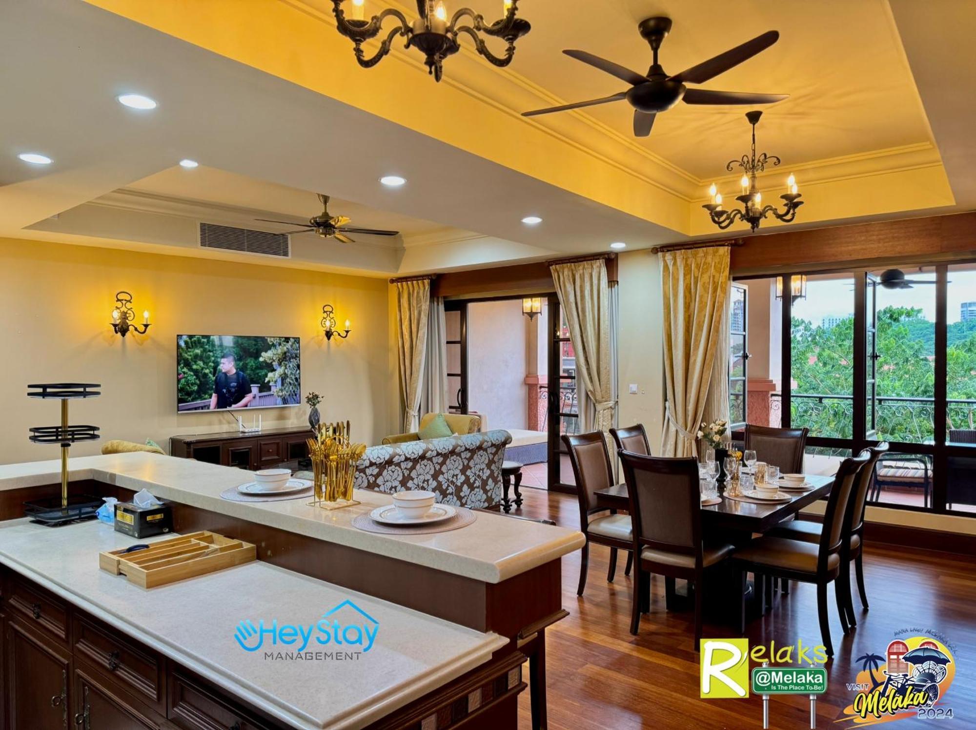 Casaderio Residences Deluxriversuite Walk5minstojonkerst By Heystay Management Pangsapuri